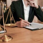 How to become a lawyer